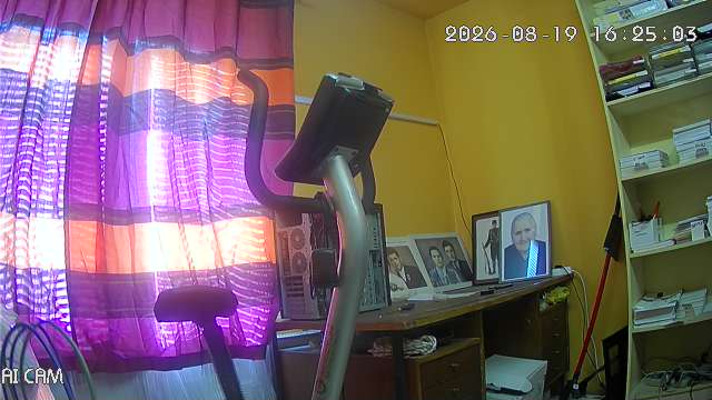 GeniusGrow élő kamera